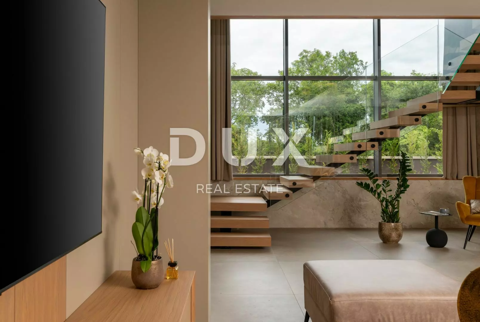 3-bedroom Villa In Krnica, Croatia (292 M²)