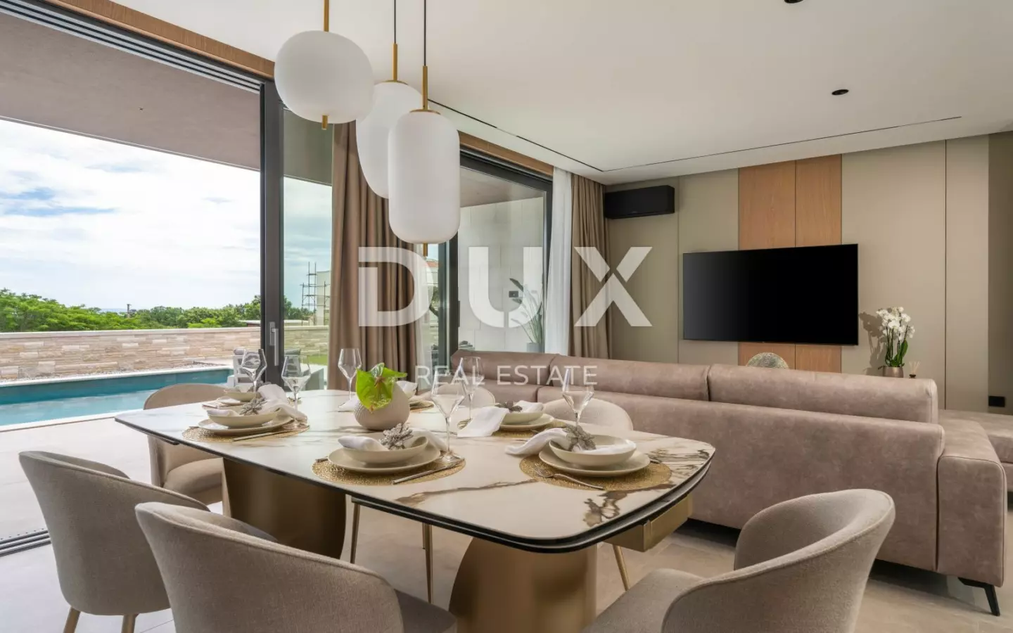 3-bedroom Villa In Krnica, Croatia (292 M²)