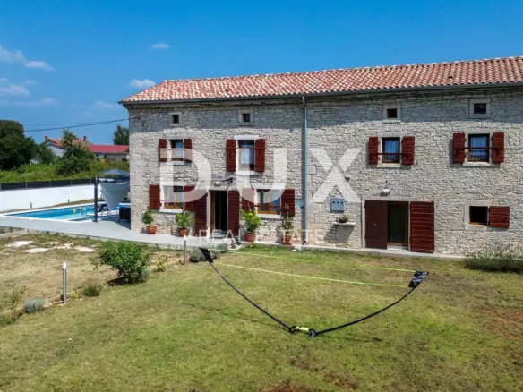 4-bedroom Villa In Svetvinčenat, Croatia (220 M²)