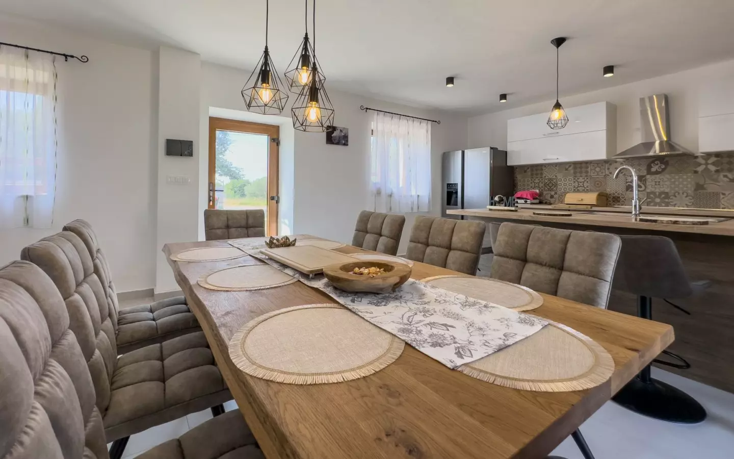 4-bedroom Villa In Svetvinčenat, Croatia (220 M²)