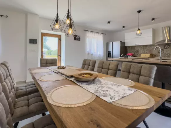 4-bedroom Villa In Svetvinčenat, Croatia (220 M²)