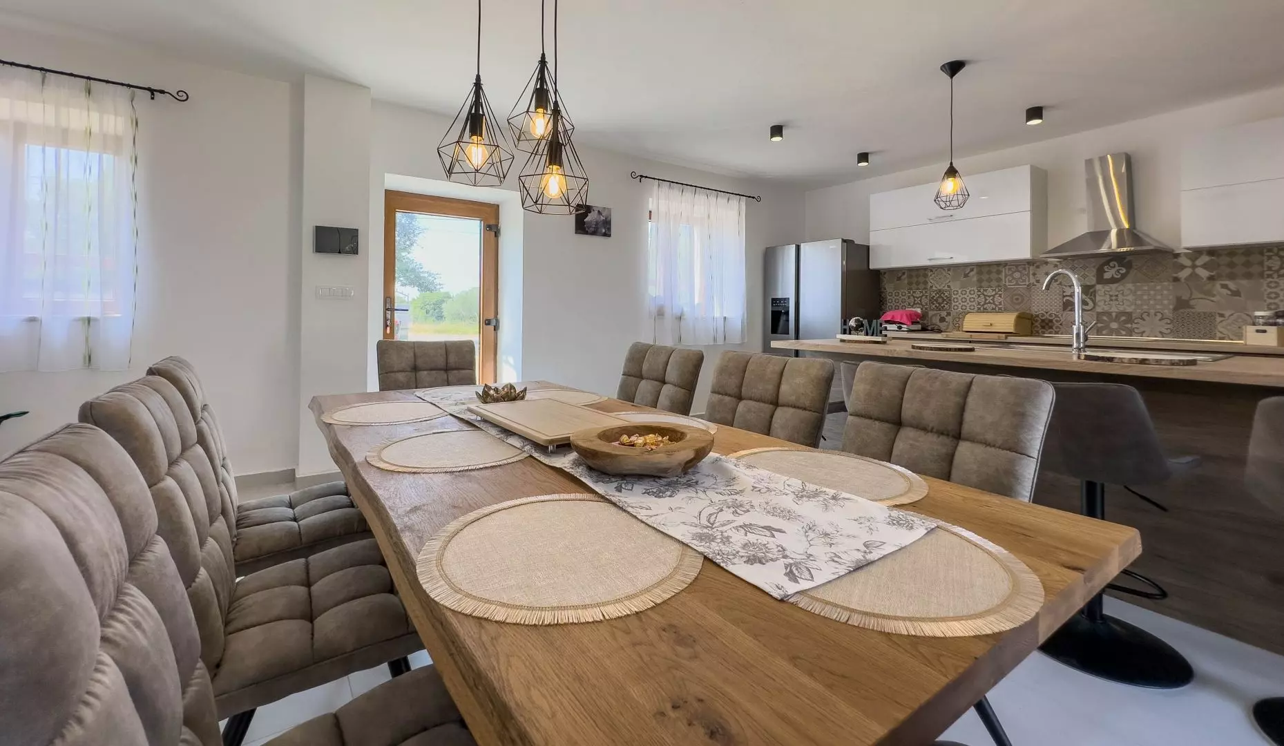 4-bedroom Villa In Svetvinčenat, Croatia (220 M²)