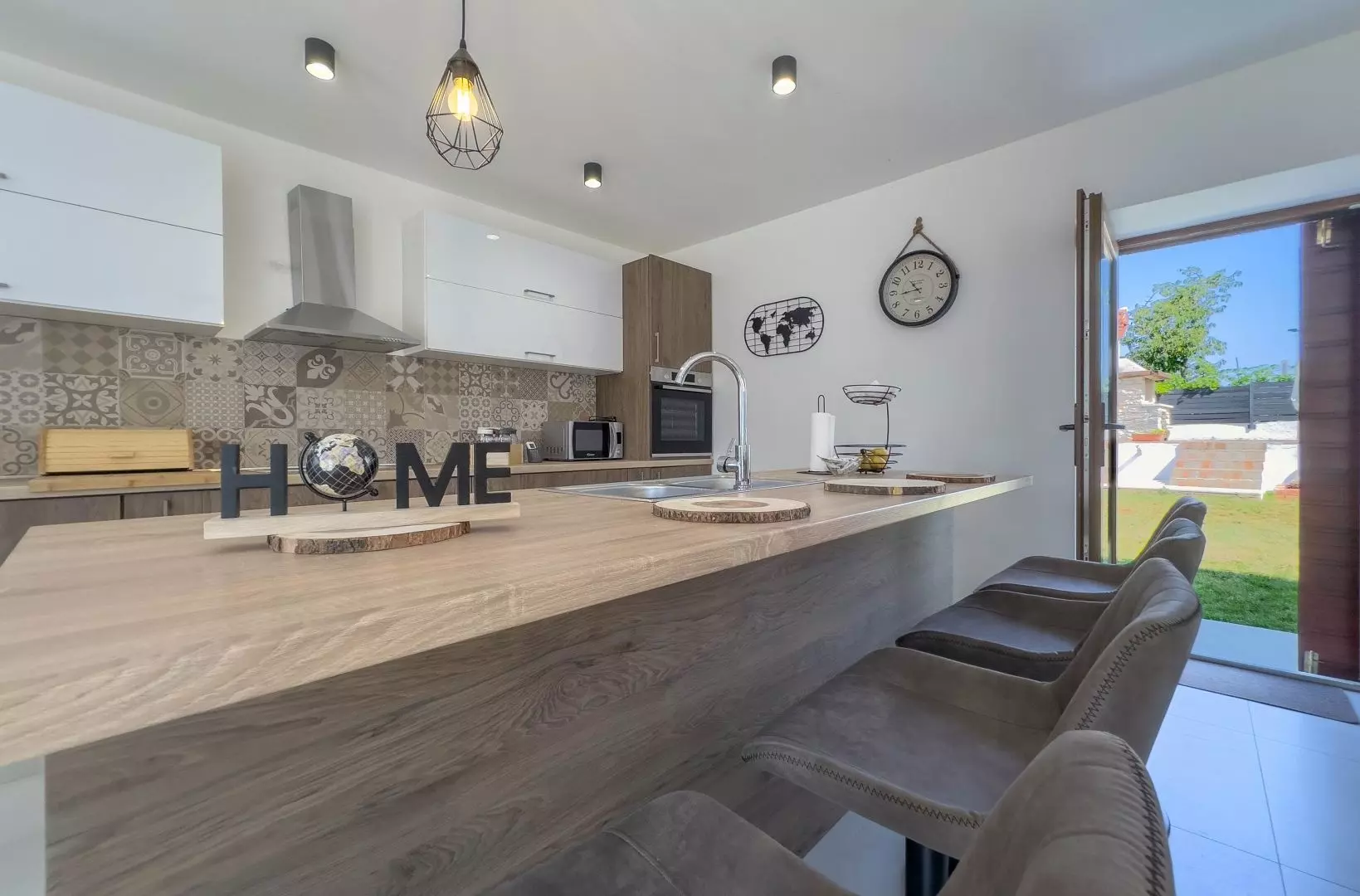 4-bedroom Villa In Svetvinčenat, Croatia (220 M²)