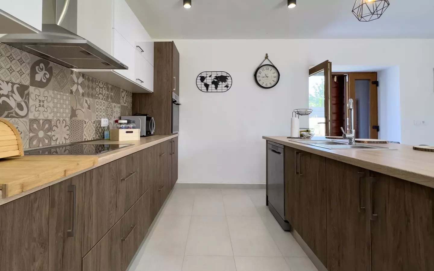 4-bedroom Villa In Svetvinčenat, Croatia (220 M²)