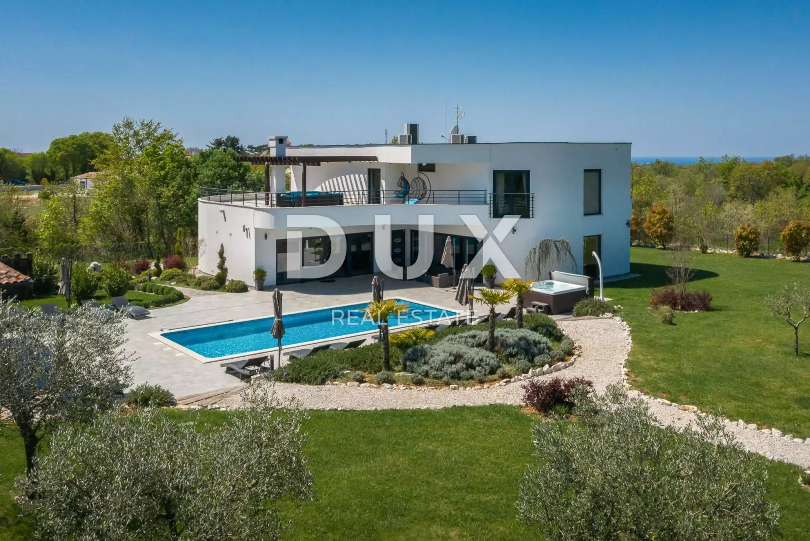5-bedroom Detached House In Juršići, Croatia (487 M²)