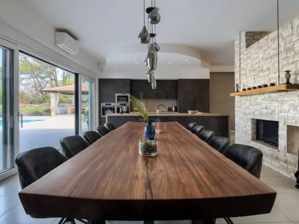 5-bedroom Detached House In Juršići, Croatia (487 M²)