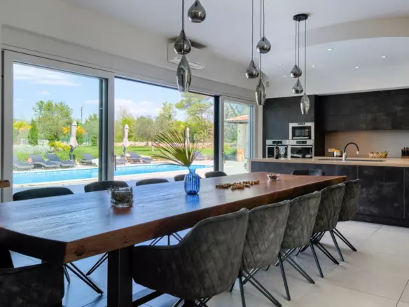 5-bedroom Detached House In Juršići, Croatia (487 M²)
