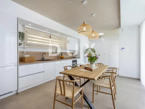 3-bedroom Detached House In Svetvinčenat, Croatia (208 M²)