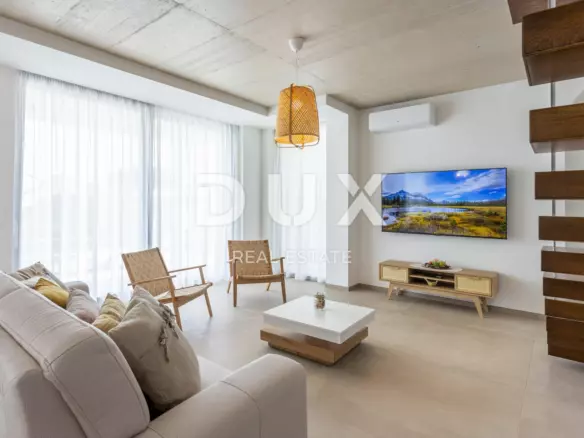 3-bedroom Detached House In Svetvinčenat, Croatia (208 M²)