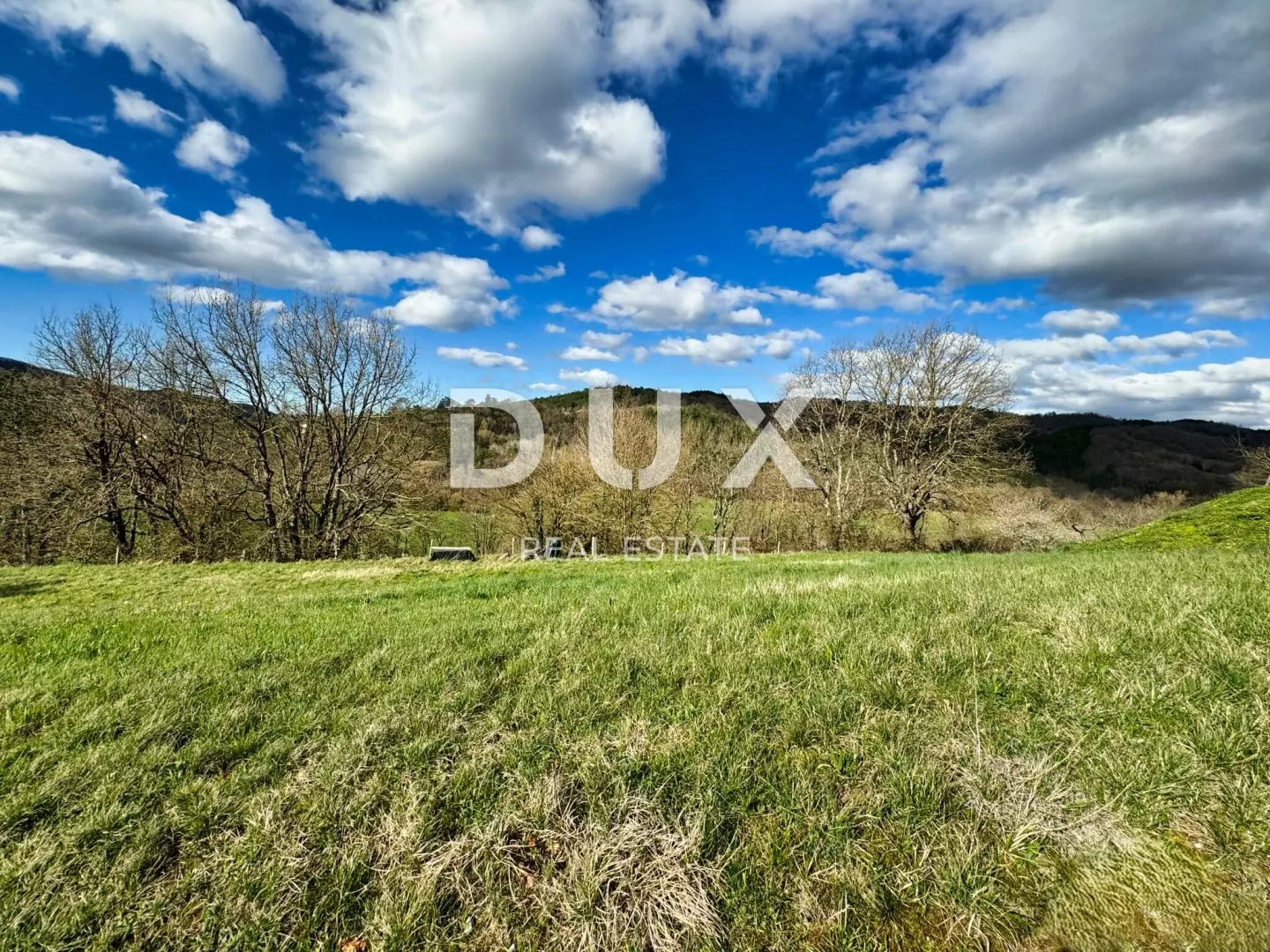Land In Cerovlje, Croatia (1.297 M²)