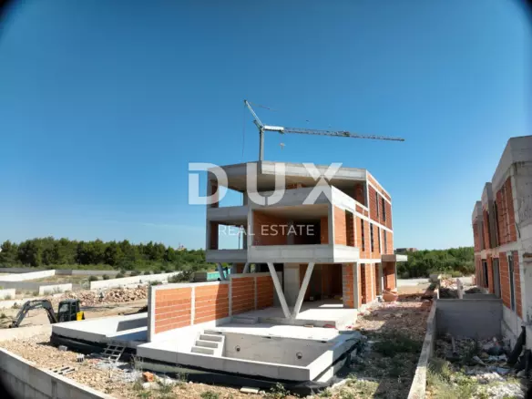 3-bedroom Apartment In Vodice, Croatia (109,68 M²)