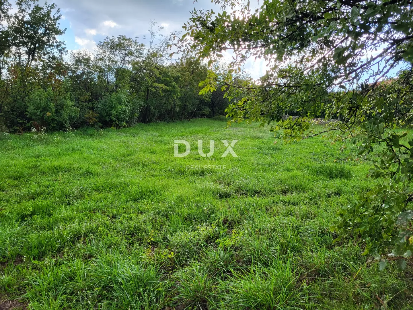 1759143548_slika-3-a96495 Land In Svetvinčenat, Croatia (897 M²)