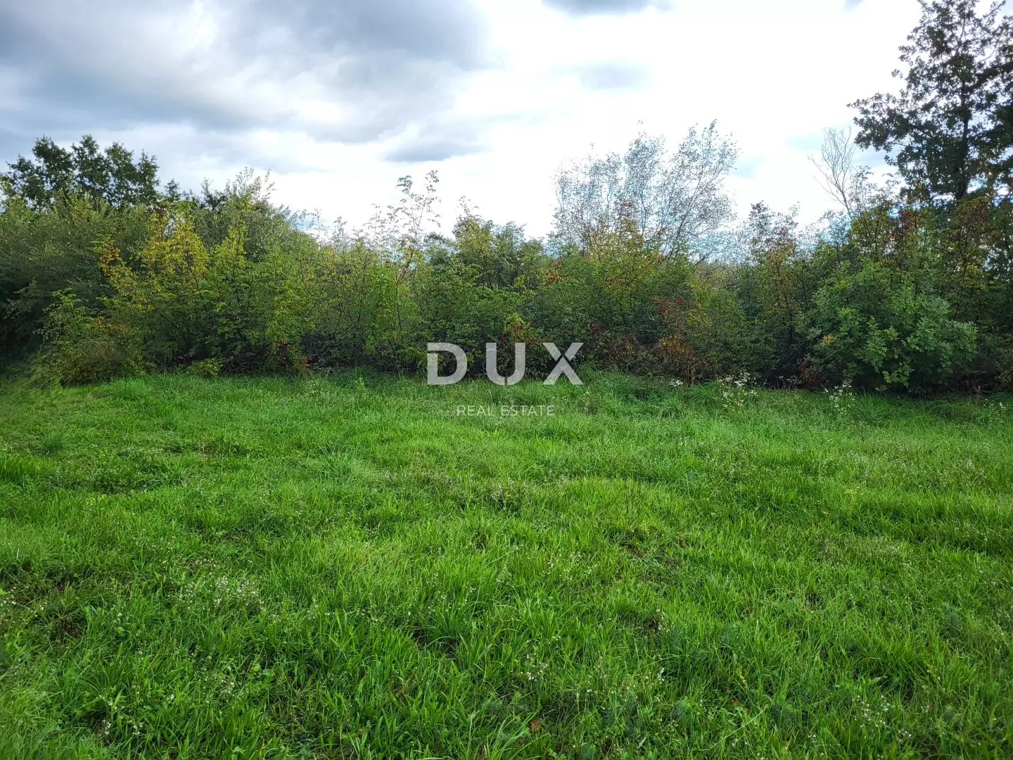 1759143575_slika-6-e4d7b8 Land In Svetvinčenat, Croatia (897 M²)