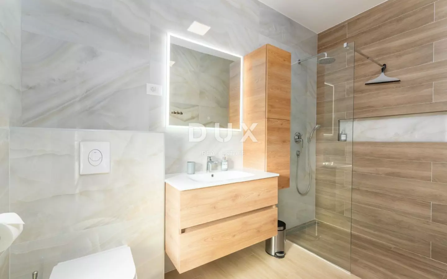 4-bedroom Villa In Poreč, Croatia (207 M²)