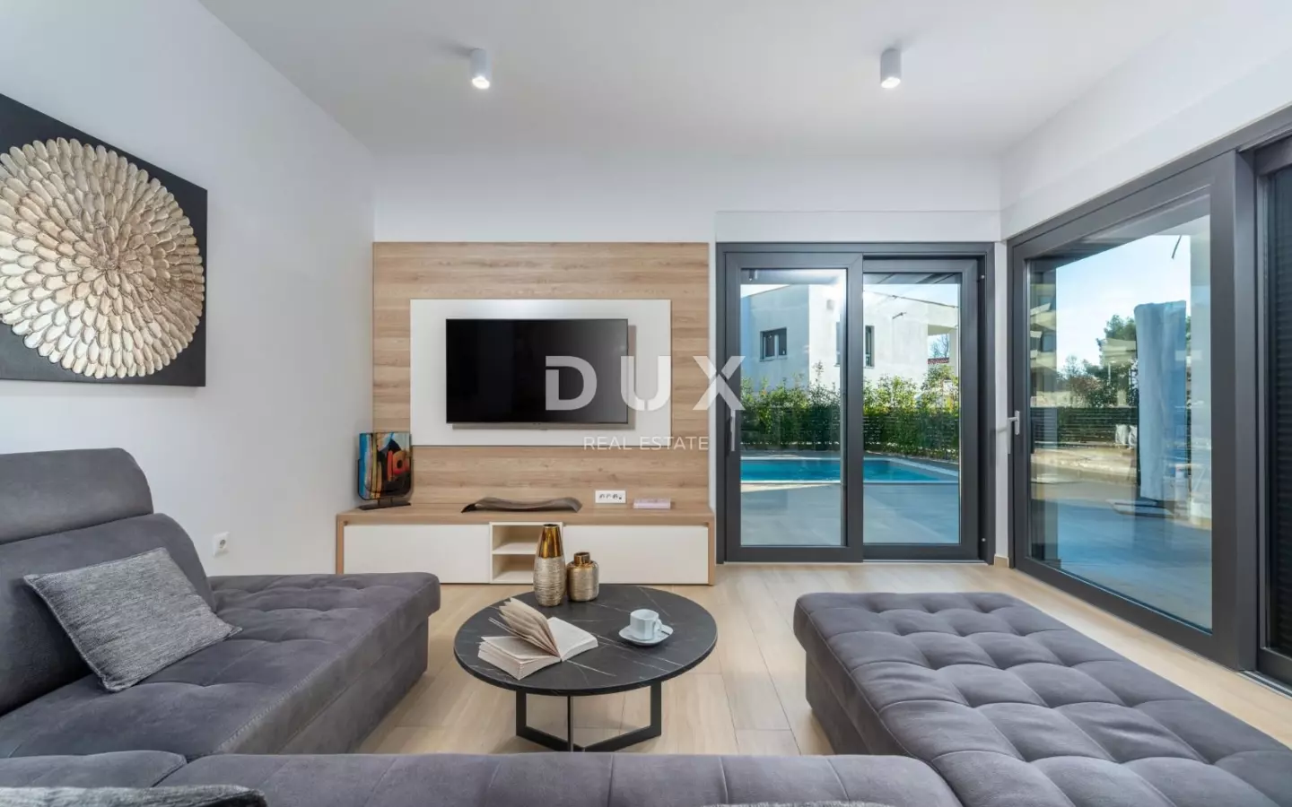 4-bedroom Villa In Poreč, Croatia (207 M²)