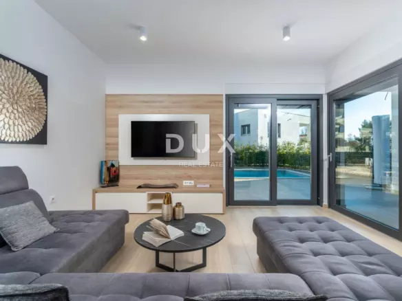 4-bedroom Villa In Poreč, Croatia (207 M²)