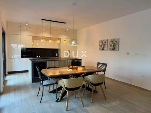 4-bedroom Villa In Poreč, Croatia (207 M²)