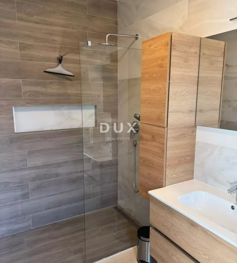 4-bedroom Villa In Poreč, Croatia (207 M²)