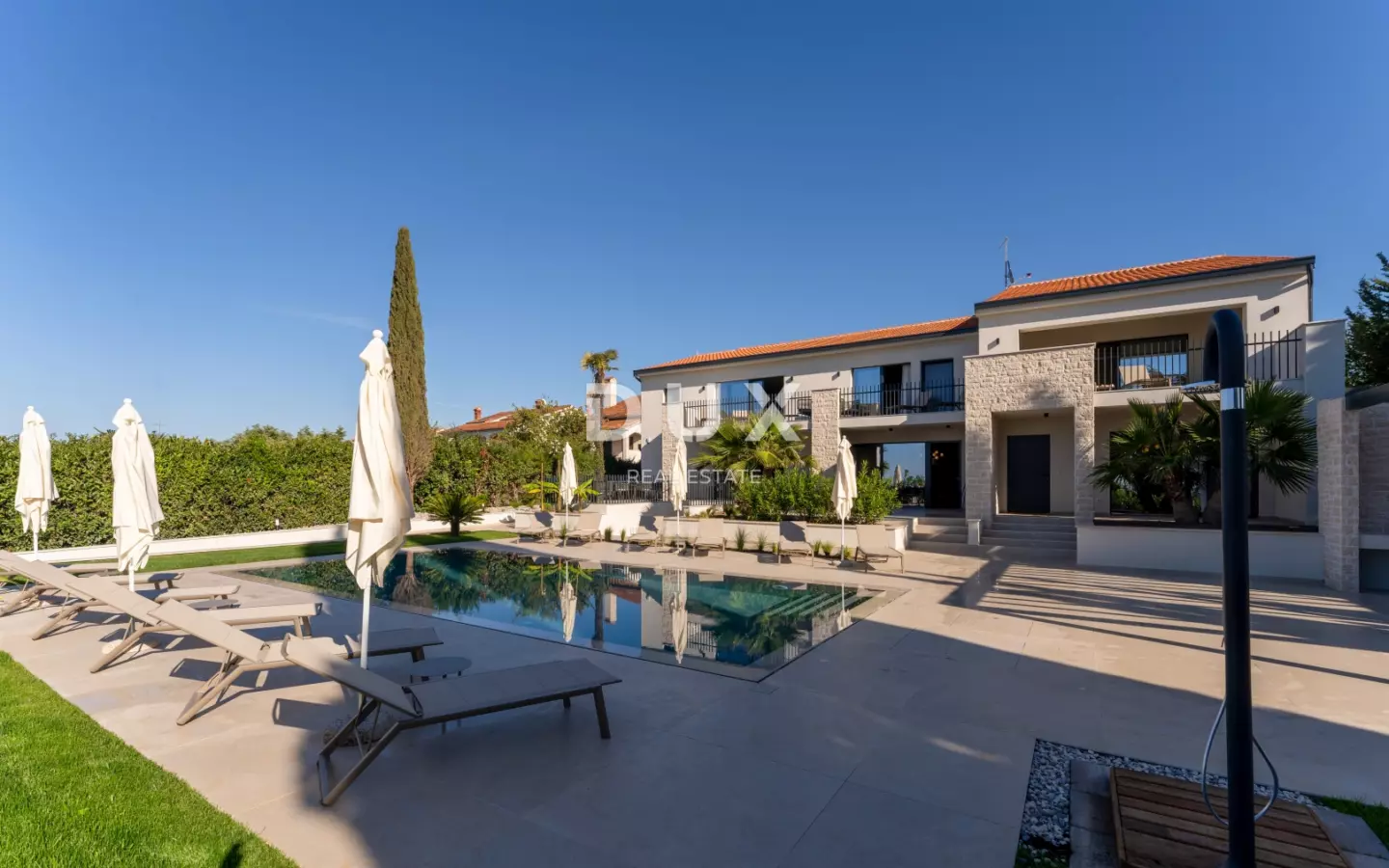9-bedroom Villa In Poreč, Croatia (683 M²)