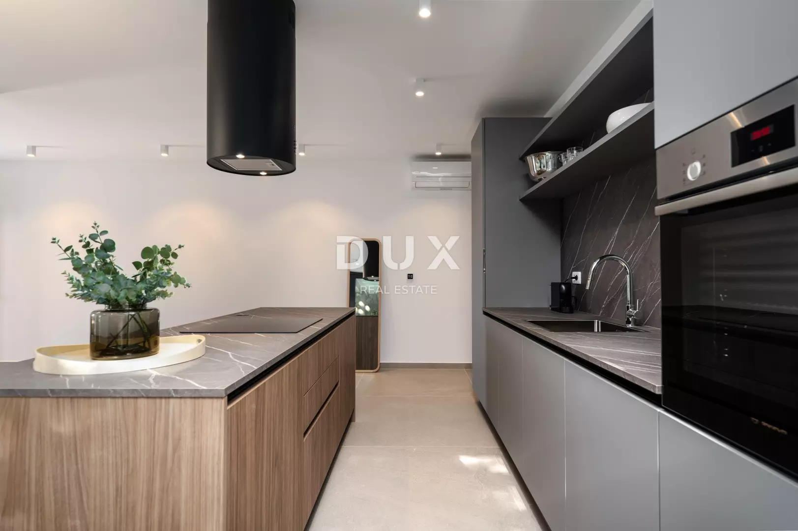 9-bedroom Villa In Poreč, Croatia (683 M²)
