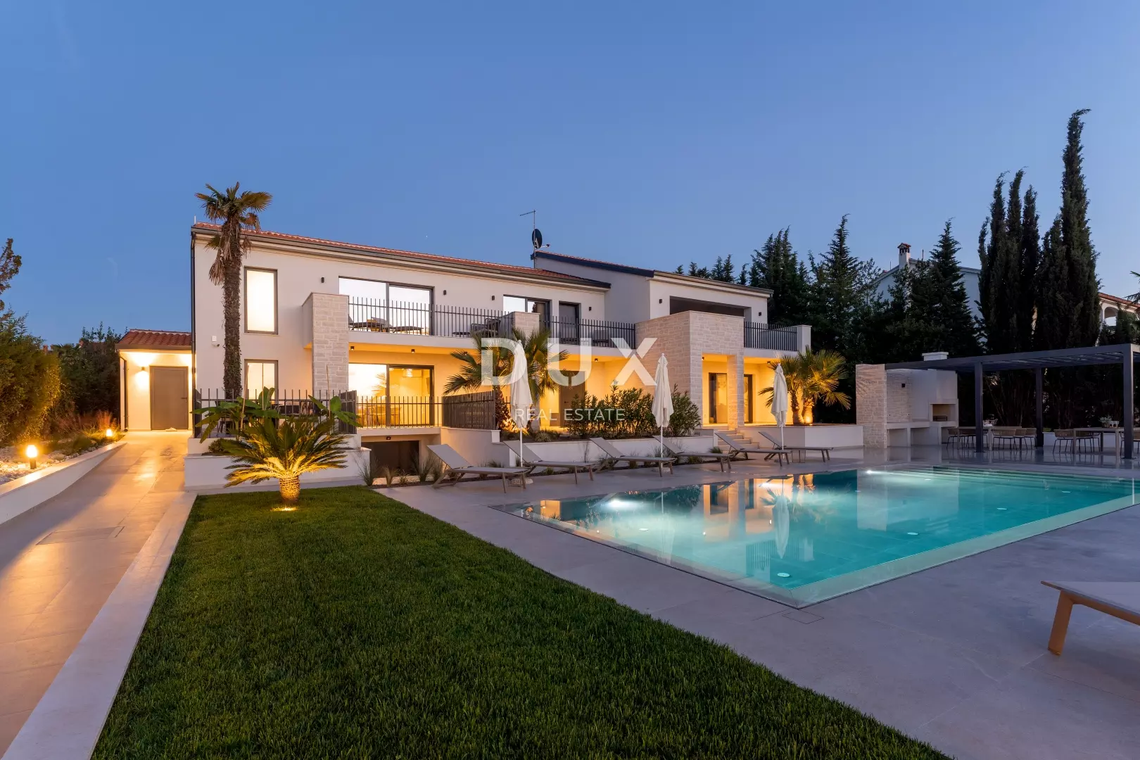 9-bedroom Villa In Poreč, Croatia (683 M²)