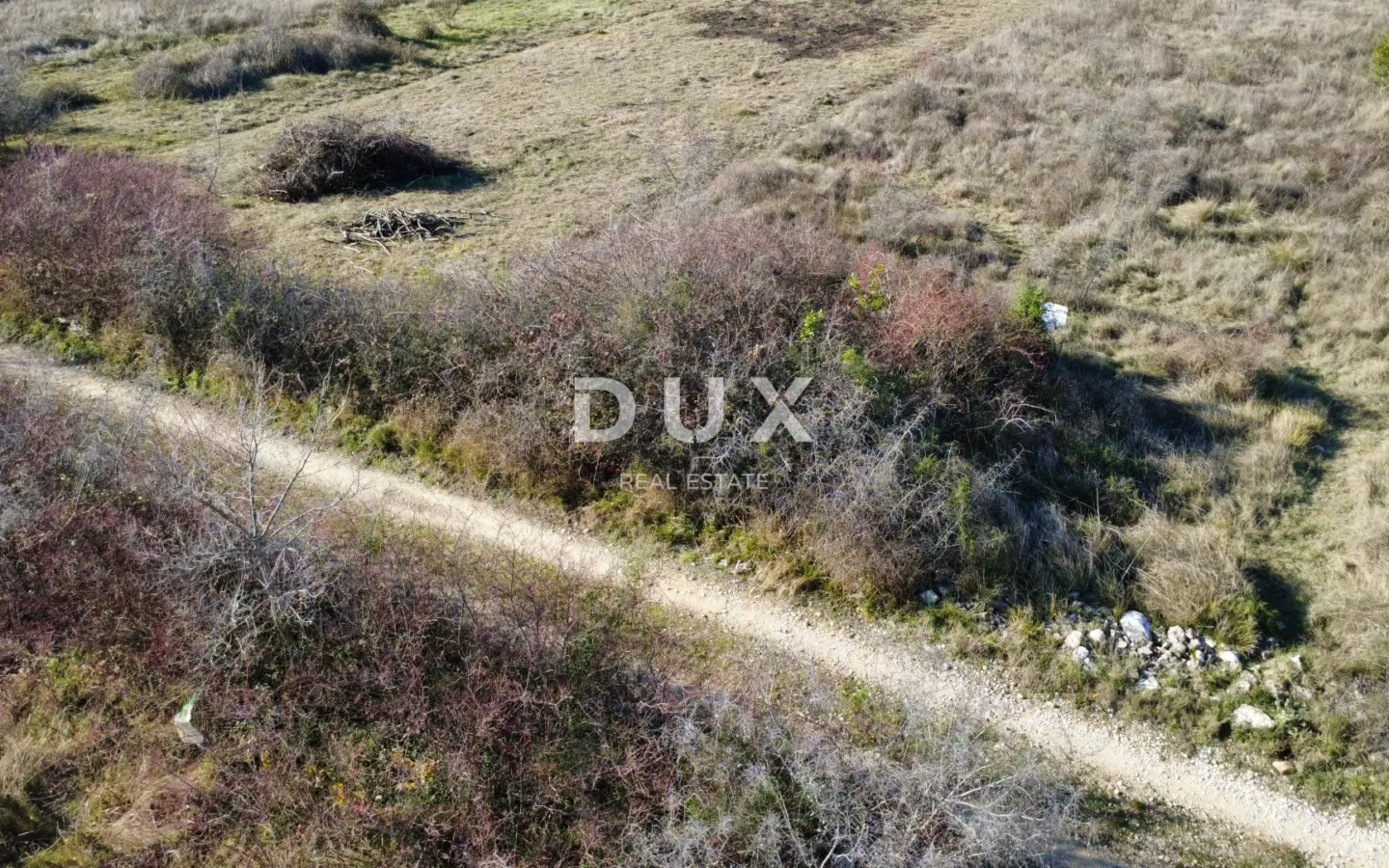Land In Crno, Croatia (900 M²)