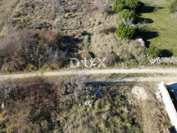Land In Crno, Croatia (900 M²)