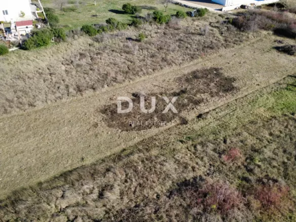 Land In Crno, Croatia (900 M²)