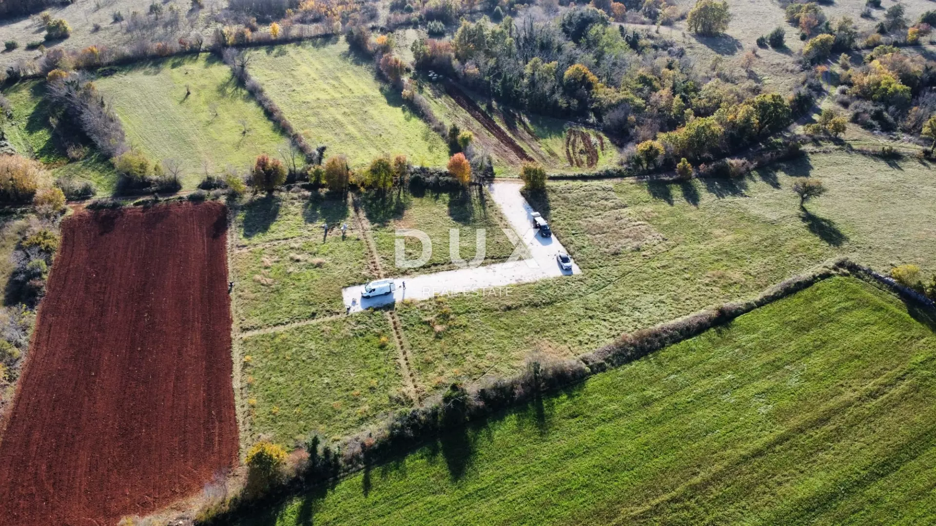 Land In Cere, Croatia (665 M²)