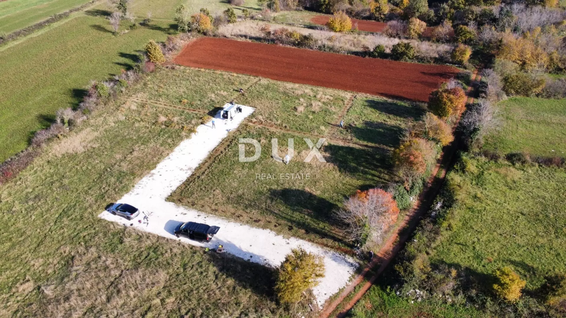 Land In Cere, Croatia (665 M²)