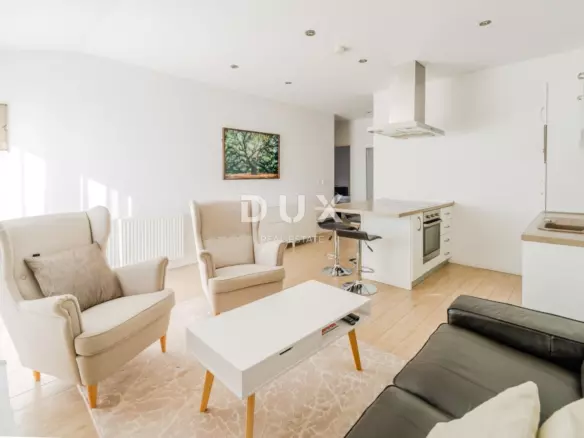 6-bedroom Villa In Crikvenica, Croatia (352 M²)