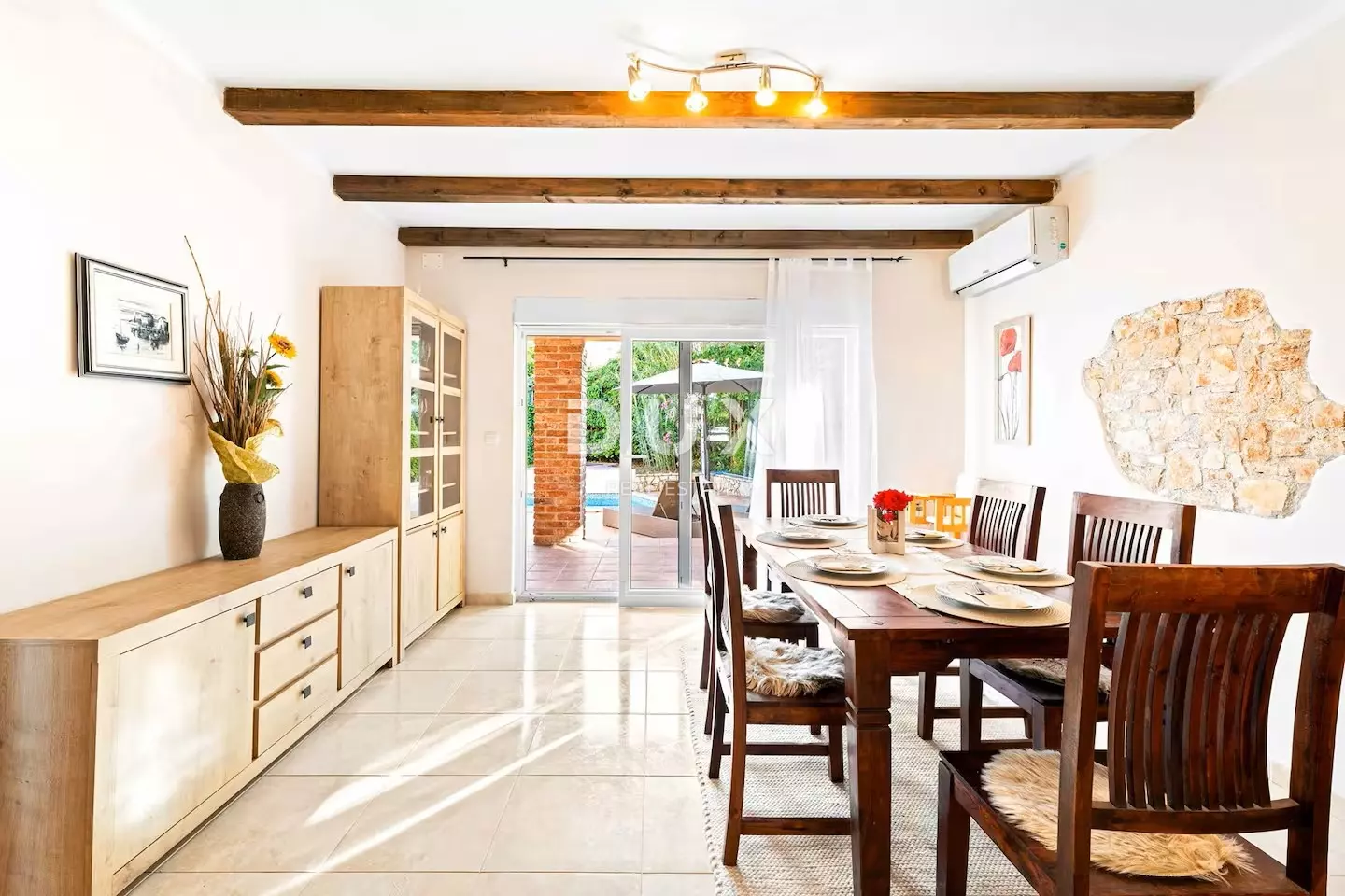 1770666296_158d87a1-09c4-4fe9-9dbb-65109c331578-298eba 4-bedroom Villa In Funtana, Croatia (238 M²)