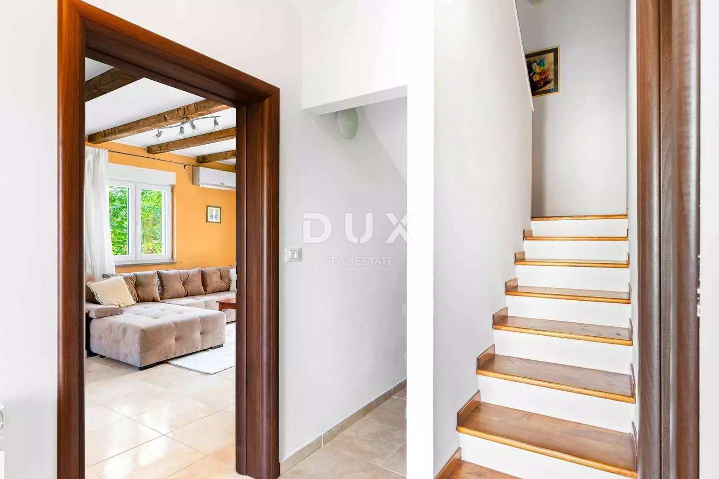 1770666303_0293d737-25f8-4f95-bf5f-d100eb78e8a1-0bde29 4-bedroom Villa In Funtana, Croatia (238 M²)