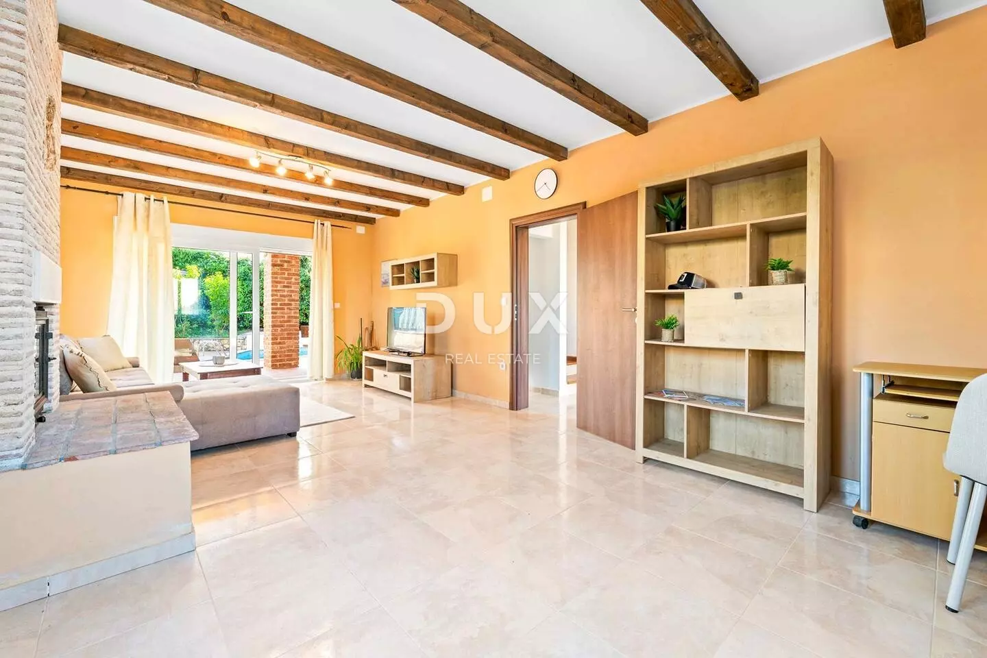 1770666308_6264a6af-dbd7-4545-afd5-51c326dfdc49-c5a7da 4-bedroom Villa In Funtana, Croatia (238 M²)