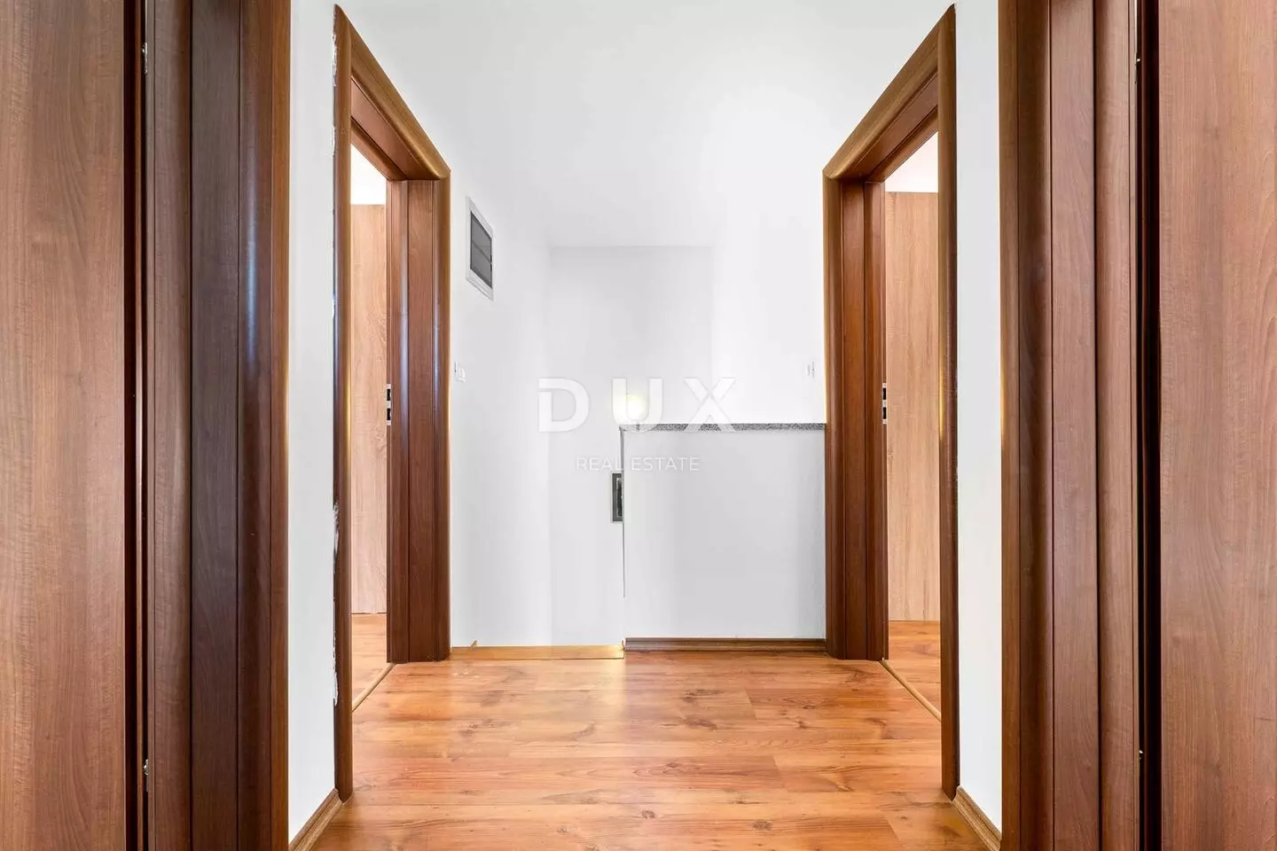 1770666314_a0f772c6-828c-4fe5-9ae3-c56e055ceac0-63e16b 4-bedroom Villa In Funtana, Croatia (238 M²)