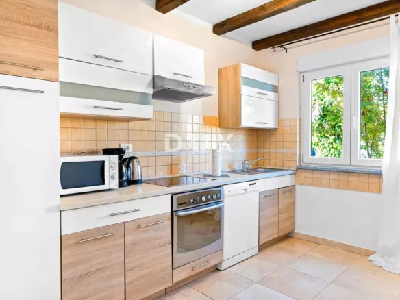 4-bedroom Villa In Funtana, Croatia (238 M²)