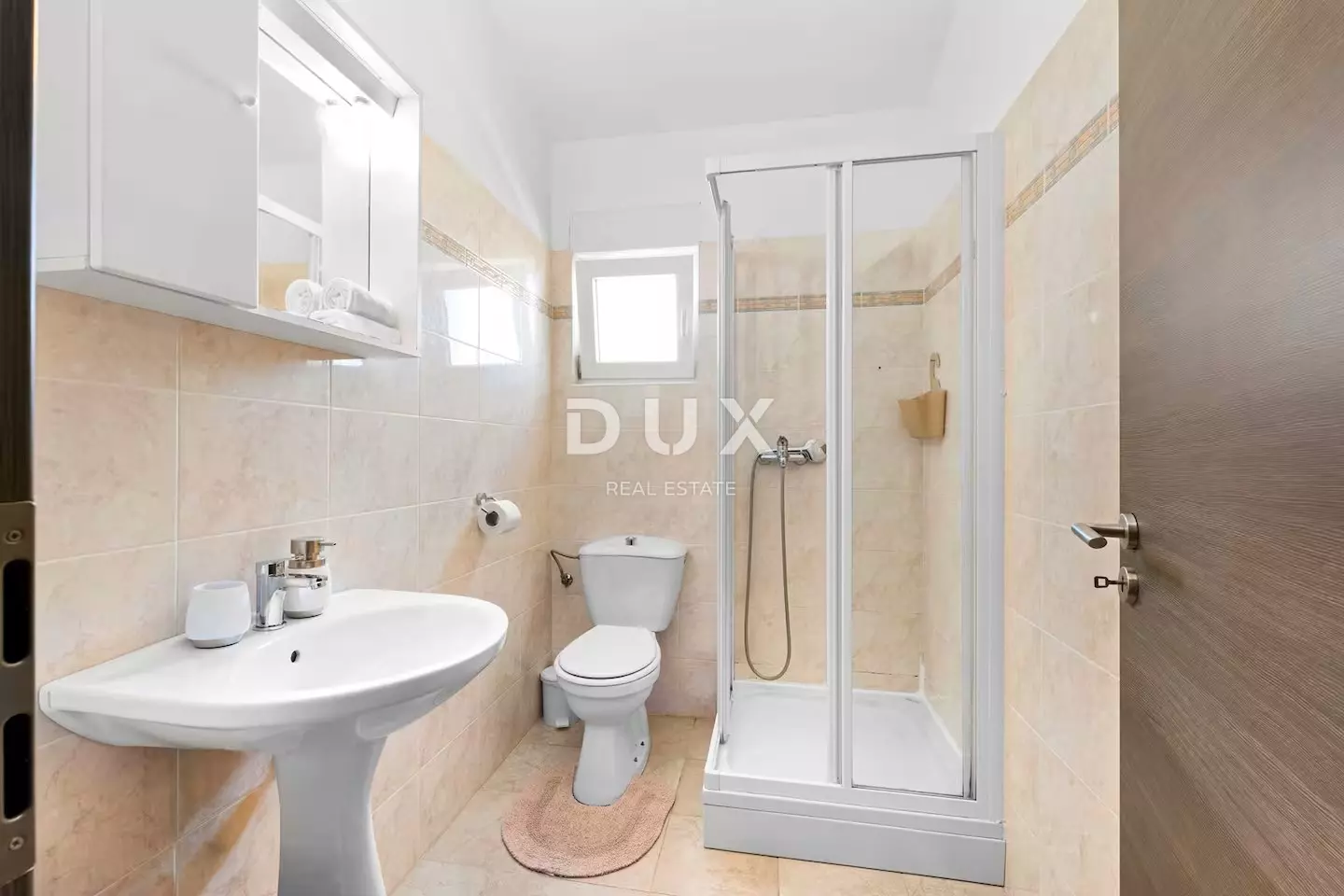1770666321_b3de5f38-9be0-4608-9e46-48116c4aee13-a6a81a 4-bedroom Villa In Funtana, Croatia (238 M²)
