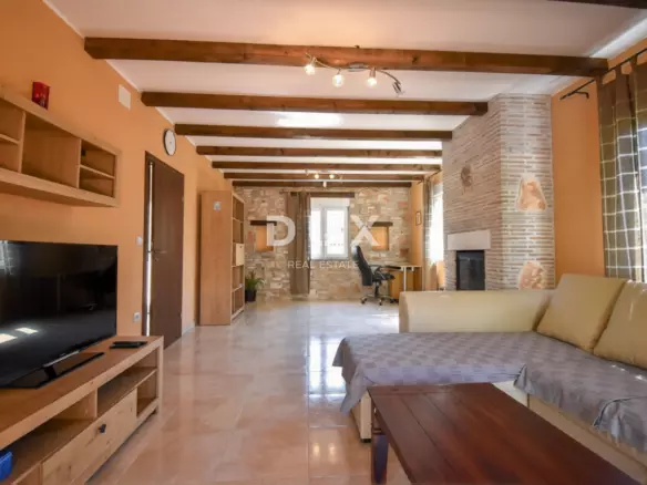 4-bedroom Villa In Funtana, Croatia (238 M²)