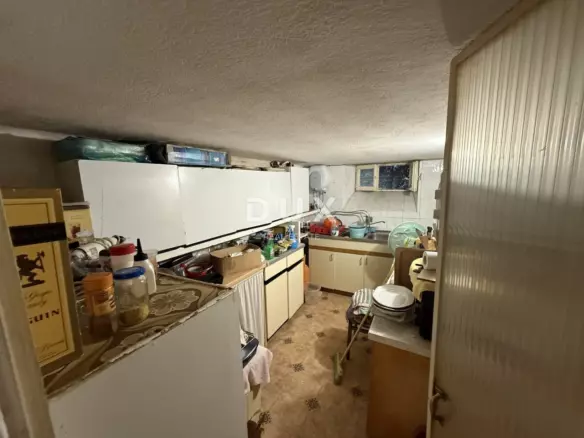 2-bedroom Apartment In Labin, Croatia (58 M²)