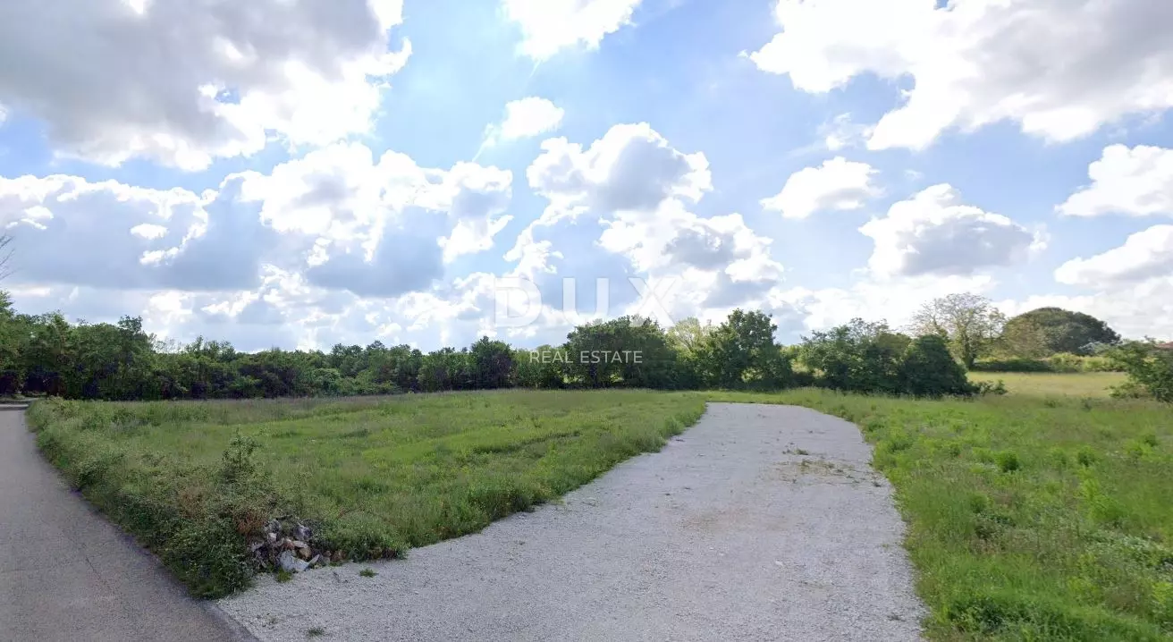 Land In Kanfanar, Croatia (462 M²)
