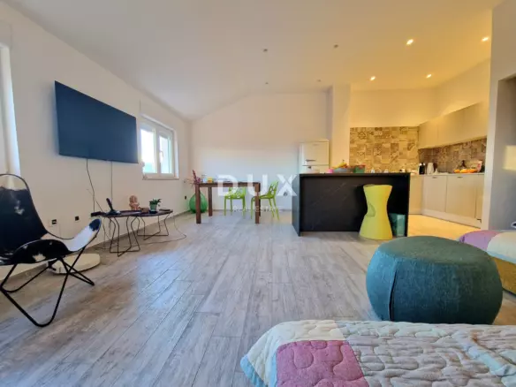 2-bedroom Apartment In Srdoči, Croatia (81 M²)