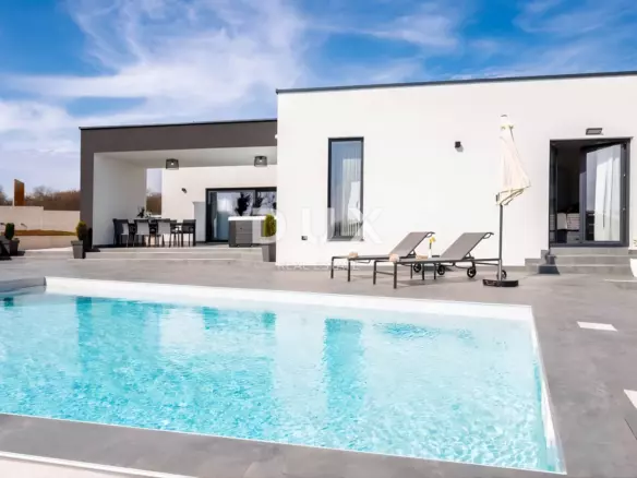 2-bedroom Detached House In Žminj, Croatia (120 M²)
