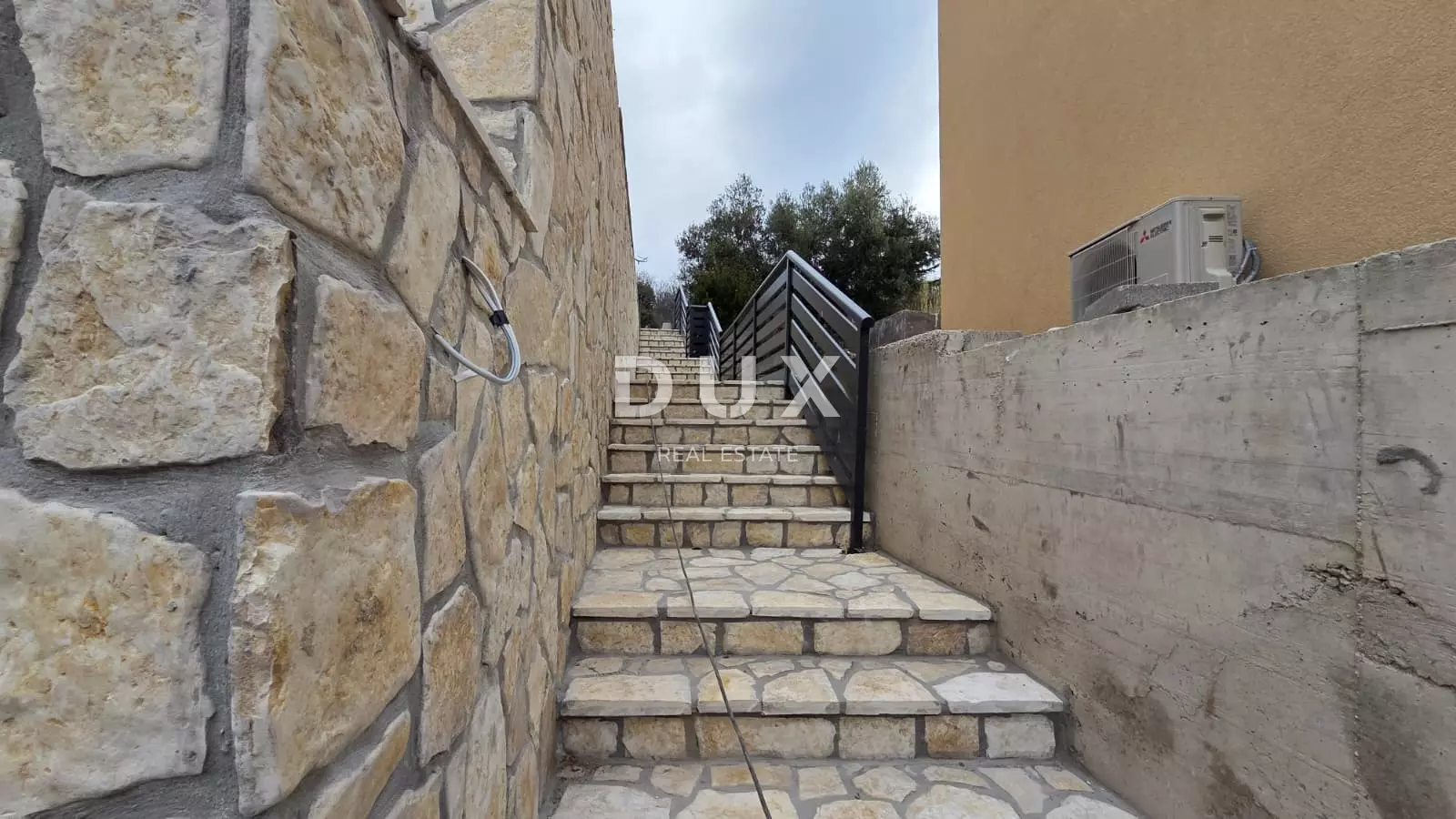 4-bedroom Villa In Jadranovo, Croatia (143 M²)