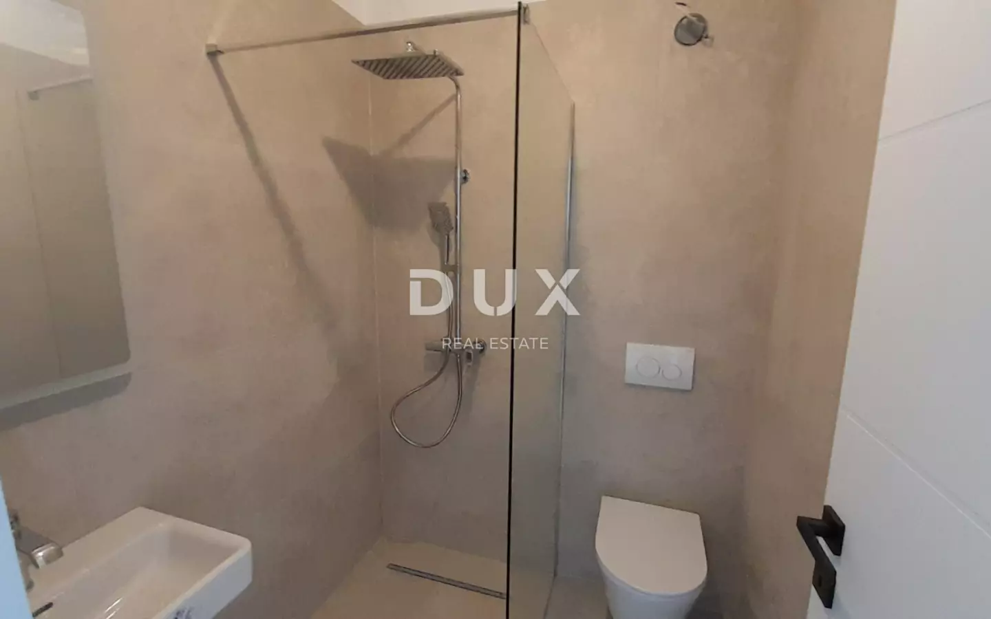4-bedroom Villa In Jadranovo, Croatia (134 M²)