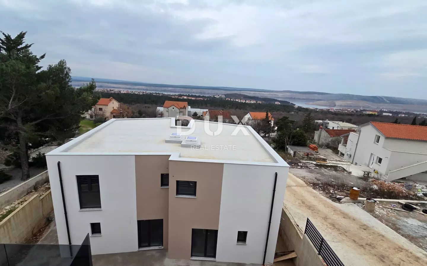 8-bedroom Villa In Jadranovo, Croatia (265 M²)