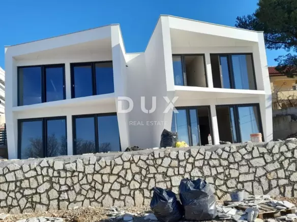 8-bedroom Villa In Jadranovo, Croatia (265 M²)