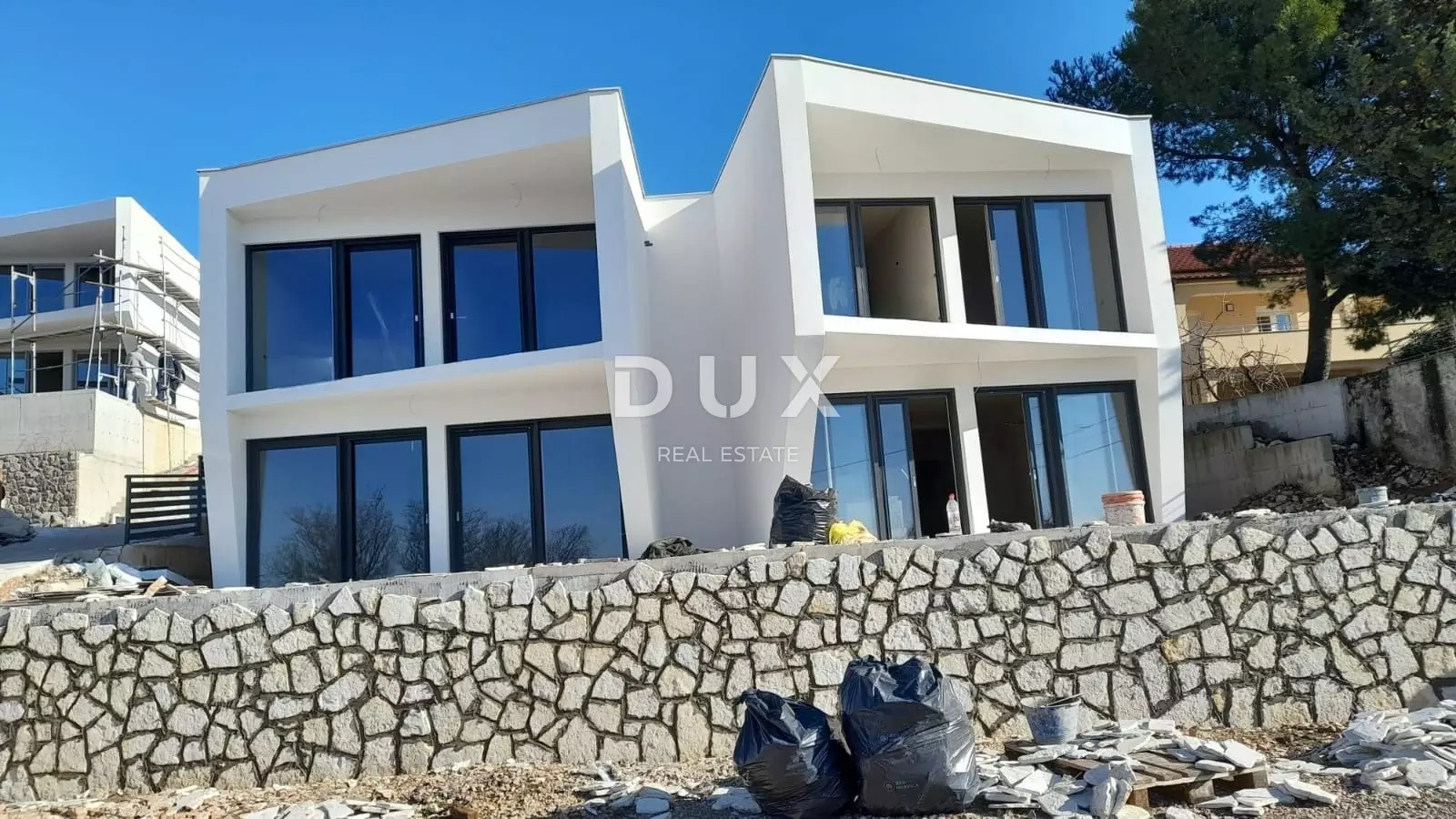 8-bedroom Villa In Jadranovo, Croatia (265 M²)