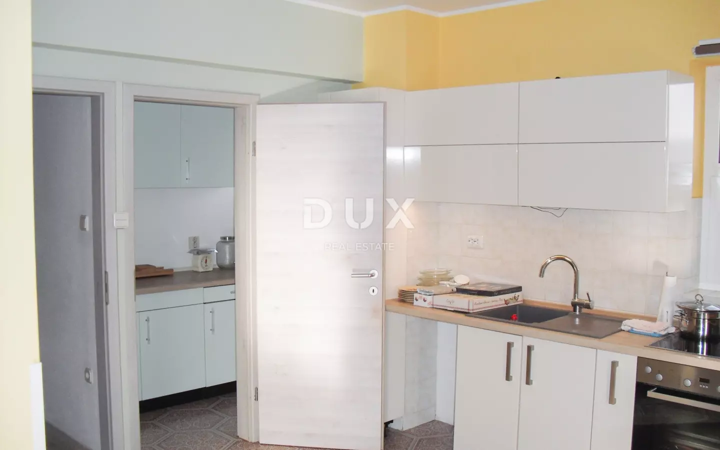 7-bedroom Detached House In Krk, Croatia (399 M²)