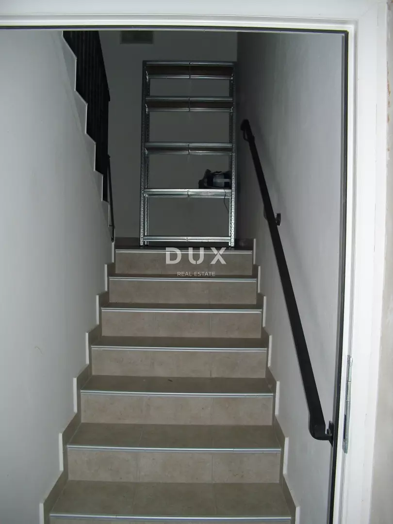 1772092586_krk-kuca-apartmani-23-1f05a7 7-bedroom Detached House In Krk, Croatia (399 M²)