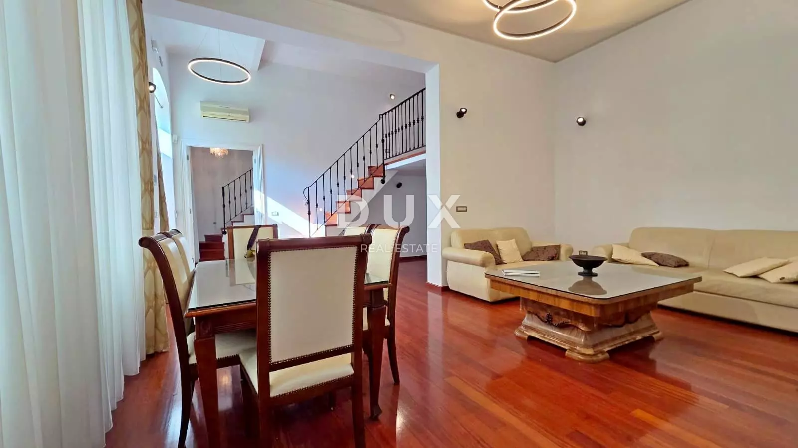 3-bedroom Apartment In Bulevard, Croatia (128 M²)